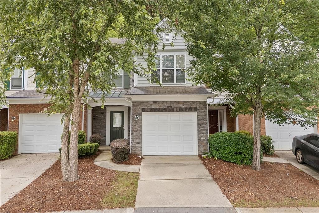 3 bedroom, 3 bathroom, 1,615 sq ft townhouse for rent at 2012 Hailston Drive, Duluth, GA 30097 for $2,200 a month — photo 2