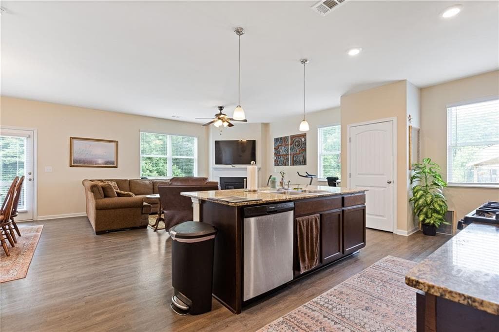 4 bedroom, 4 bathroom, 3,047 sq ft single family residence for sale at 155 Brookside Way, Dawsonville, GA 30534 — photo 8