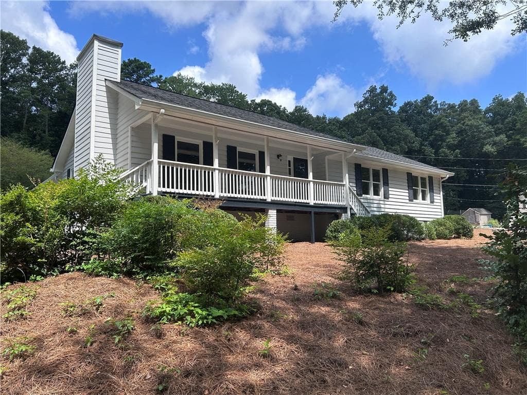 3 bedroom, 2 bathroom, 1,629 sq ft single family residence sold at 911 Hickory View Court, Marietta, GA 30064