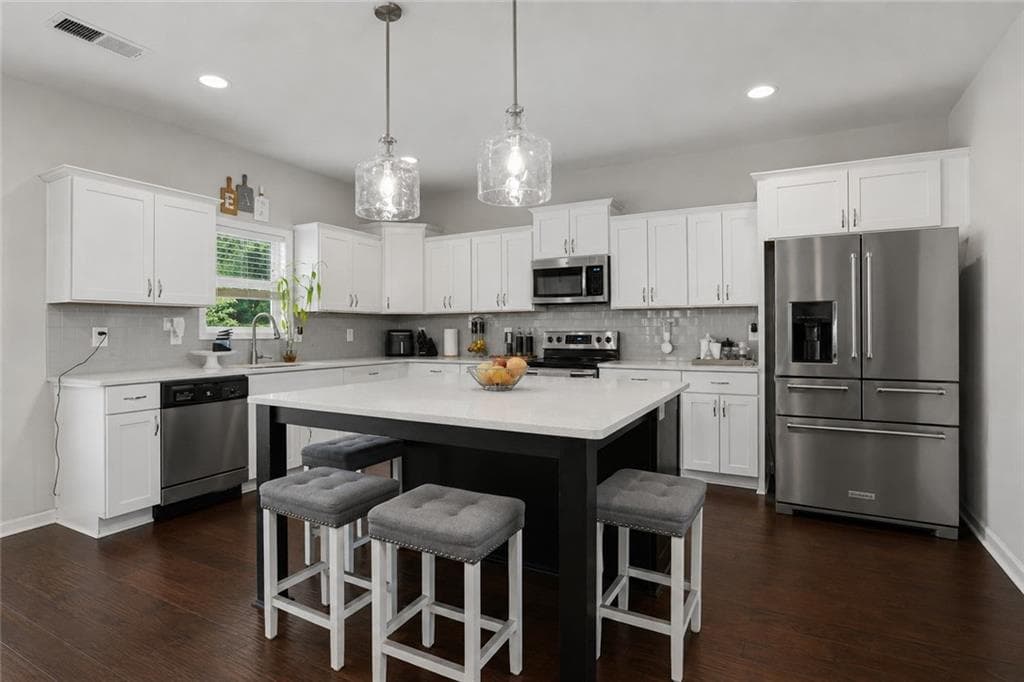 4 bedroom, 3 bathroom, 2,632 sq ft single family residence for sale at 1306 Gardenia Court, Villa Rica, GA 30180 — photo 9