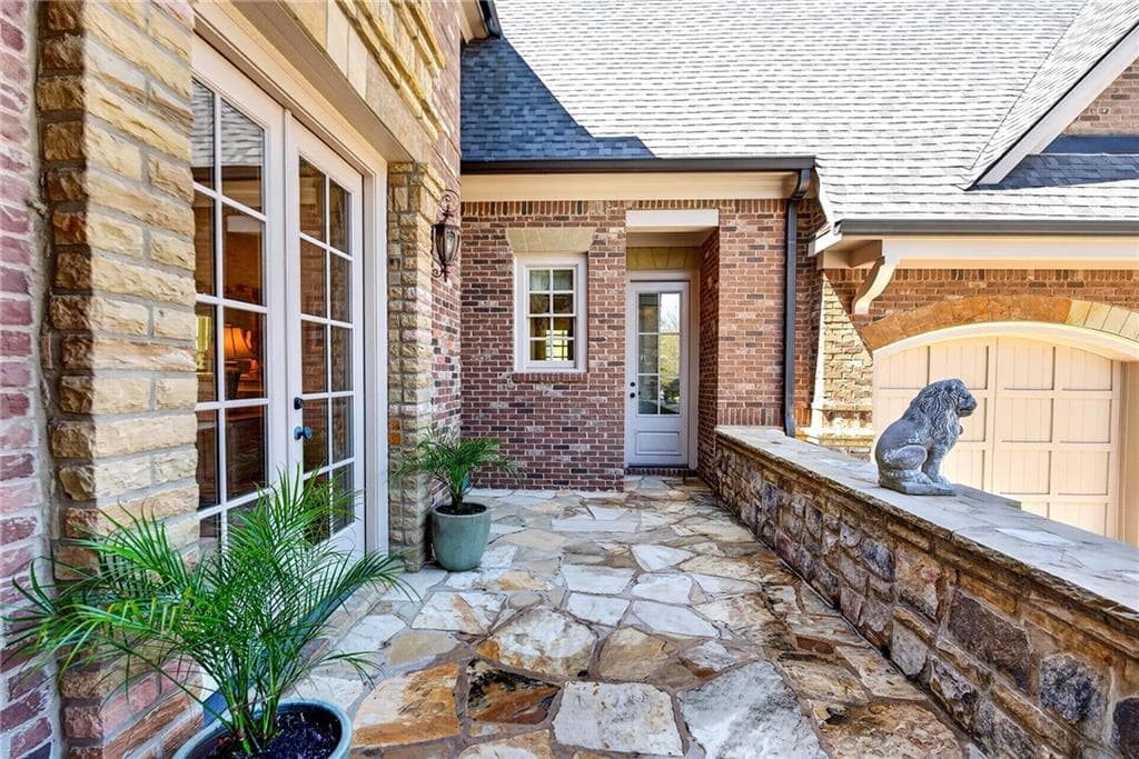 6 bedroom, 6 bathroom, 10,760 sq ft single family residence for sale at 17 Carl Sanders Drive, Acworth, GA 30101 — photo 4