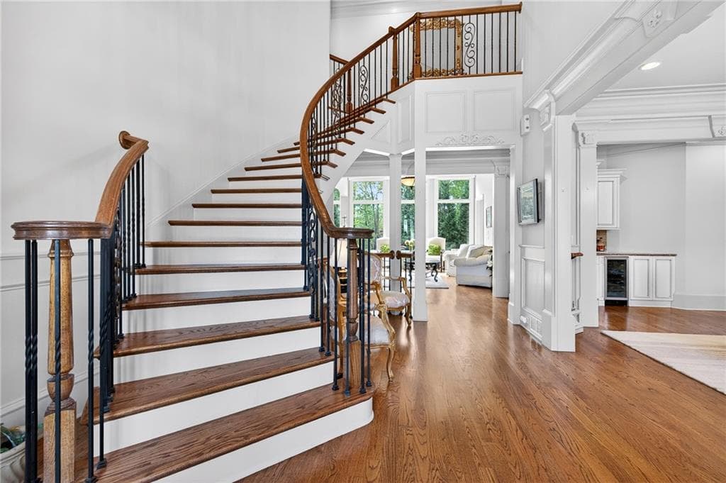 6 bedroom, 6 bathroom, 10,760 sq ft single family residence for sale at 17 Carl Sanders Drive, Acworth, GA 30101 — photo 5