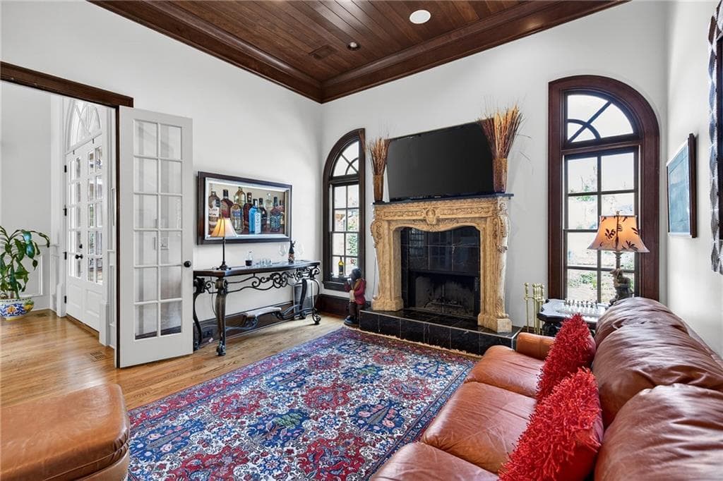6 bedroom, 6 bathroom, 10,760 sq ft single family residence for sale at 17 Carl Sanders Drive, Acworth, GA 30101 — photo 7