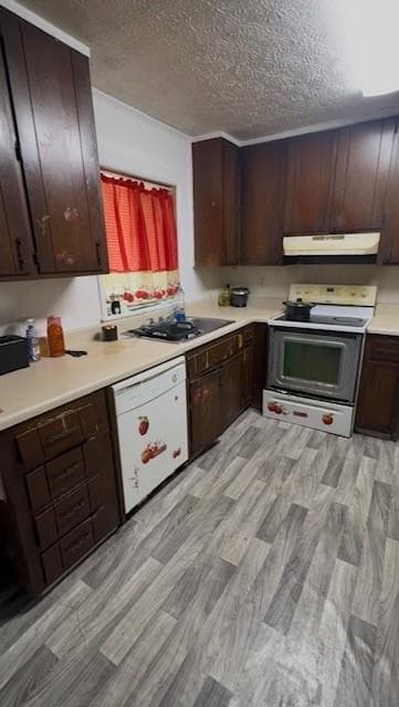 3 bedroom, 2 bathroom, 1,058 sq ft single family residence for sale at 6378 Veracruse Drive, Morrow, GA 30260 — photo 2
