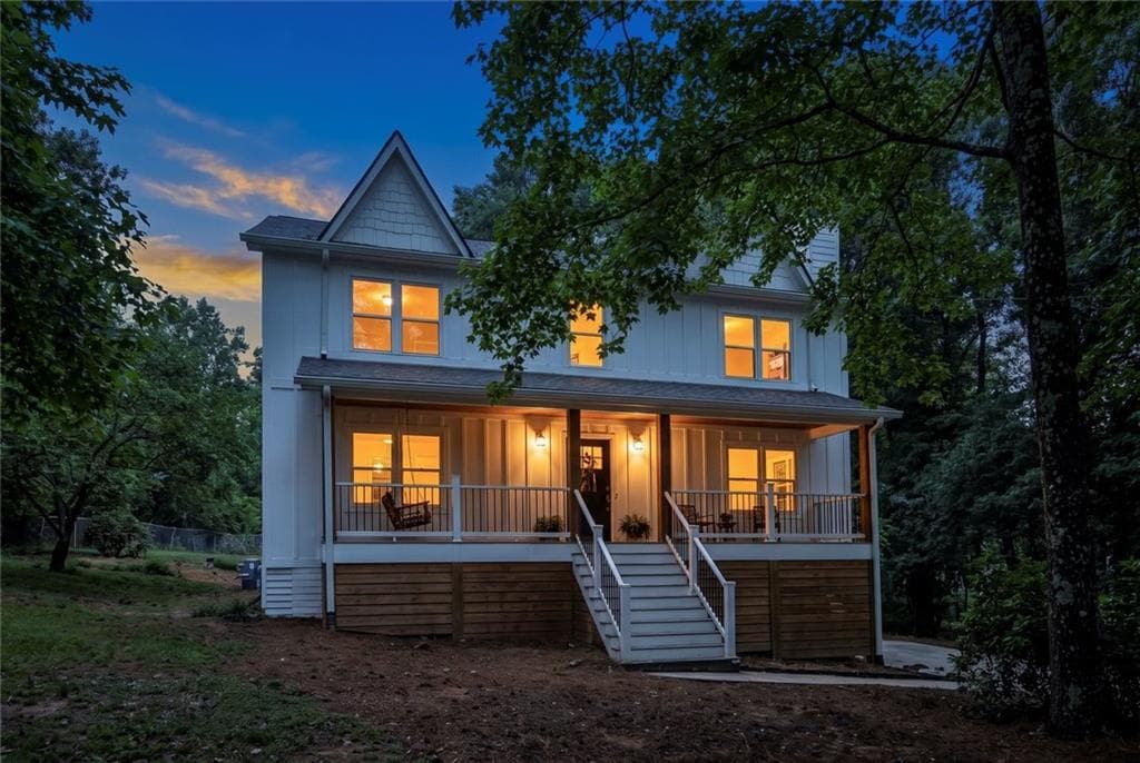 4 bedroom, 3 bathroom, 2,632 sq ft single family residence sold at 807 Emerald Falls, Woodstock, GA 30189