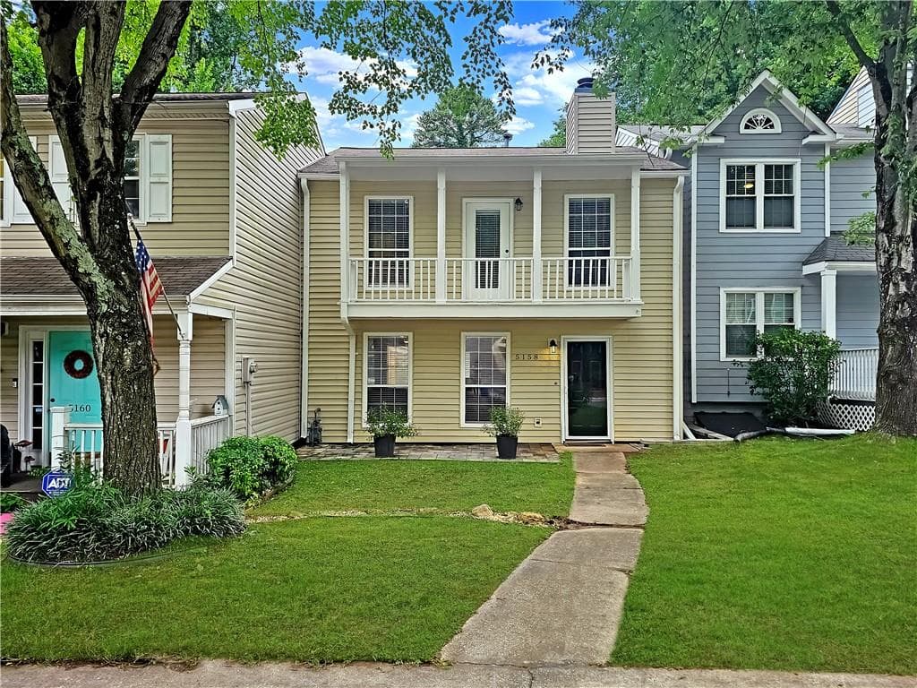 2 bedroom, 3 bathroom, 1,400 sq ft townhouse for rent at 5158 Afton Way, Smyrna, GA 30080 for $2,400 a month — photo 1 of 26