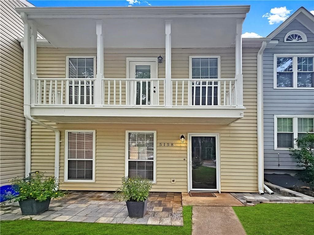 2 bedroom, 3 bathroom, 1,400 sq ft townhouse for rent at 5158 Afton Way, Smyrna, GA 30080 for $2,400 a month — photo 2