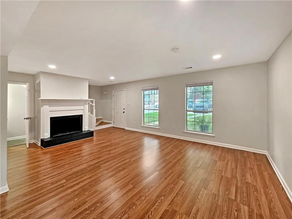 2 bedroom, 3 bathroom, 1,400 sq ft townhouse for rent at 5158 Afton Way, Smyrna, GA 30080 for $2,400 a month — photo 3