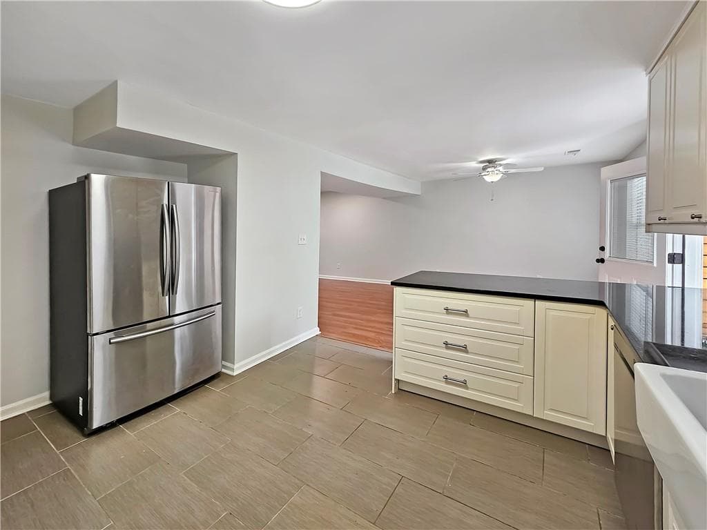 2 bedroom, 3 bathroom, 1,400 sq ft townhouse for rent at 5158 Afton Way, Smyrna, GA 30080 for $2,400 a month — photo 10