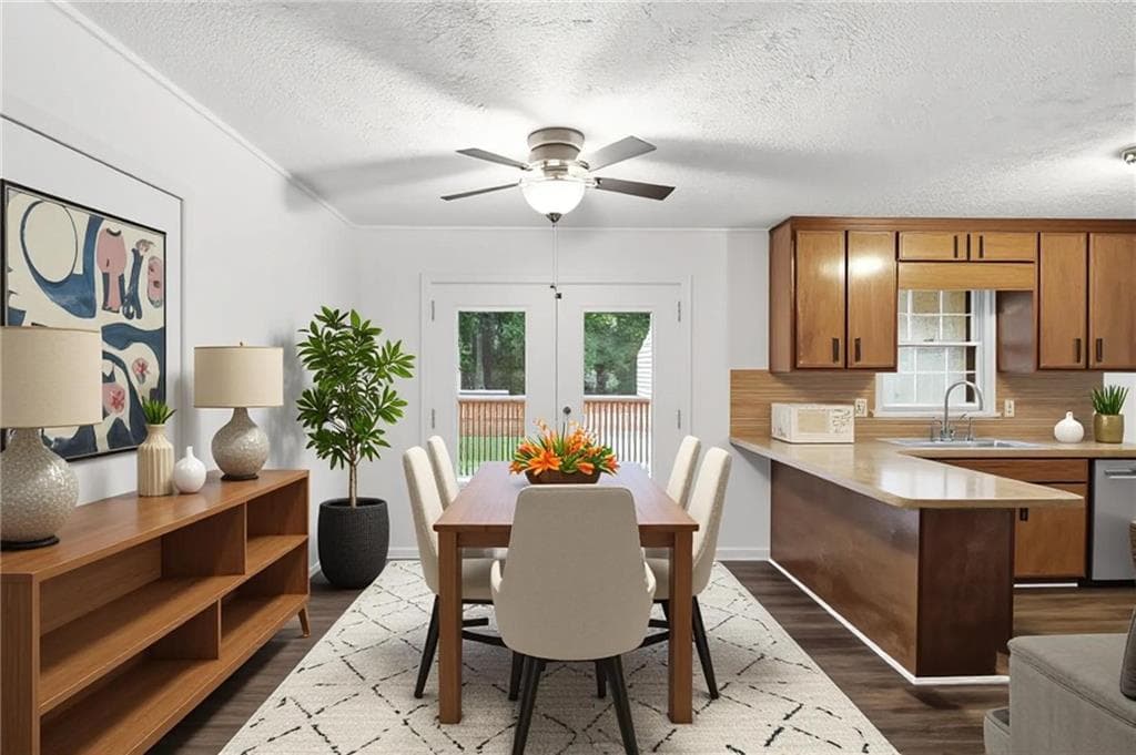3 bedroom, 2 bathroom, 1,536 sq ft single family residence under contract at 671 Toonigh Road, Canton, GA 30115 — photo 3