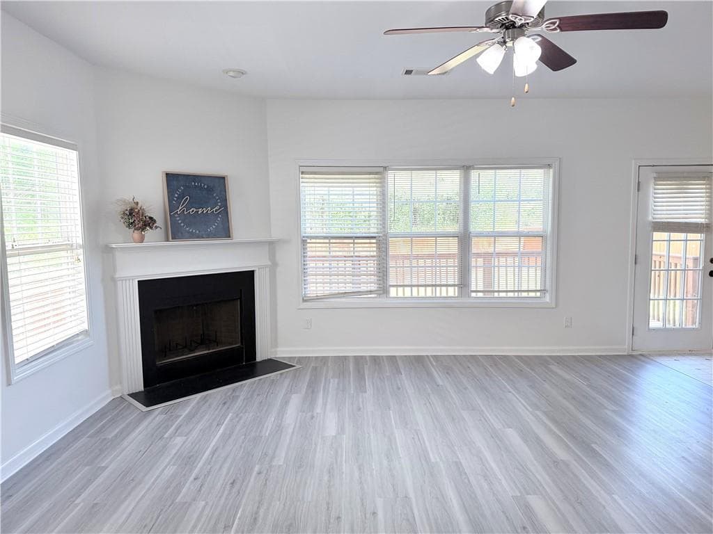 3 bedroom, 3 bathroom, 2,180 sq ft single family residence for sale at 3710 Lakeside Walk Drive, Lilburn, GA 30047 — photo 7