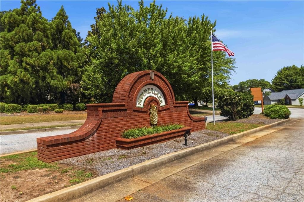 4 bedroom, 3 bathroom, 2,395 sq ft single family residence under contract at 117 RENDITION Drive, Mcdonough, GA 30253 — photo 2