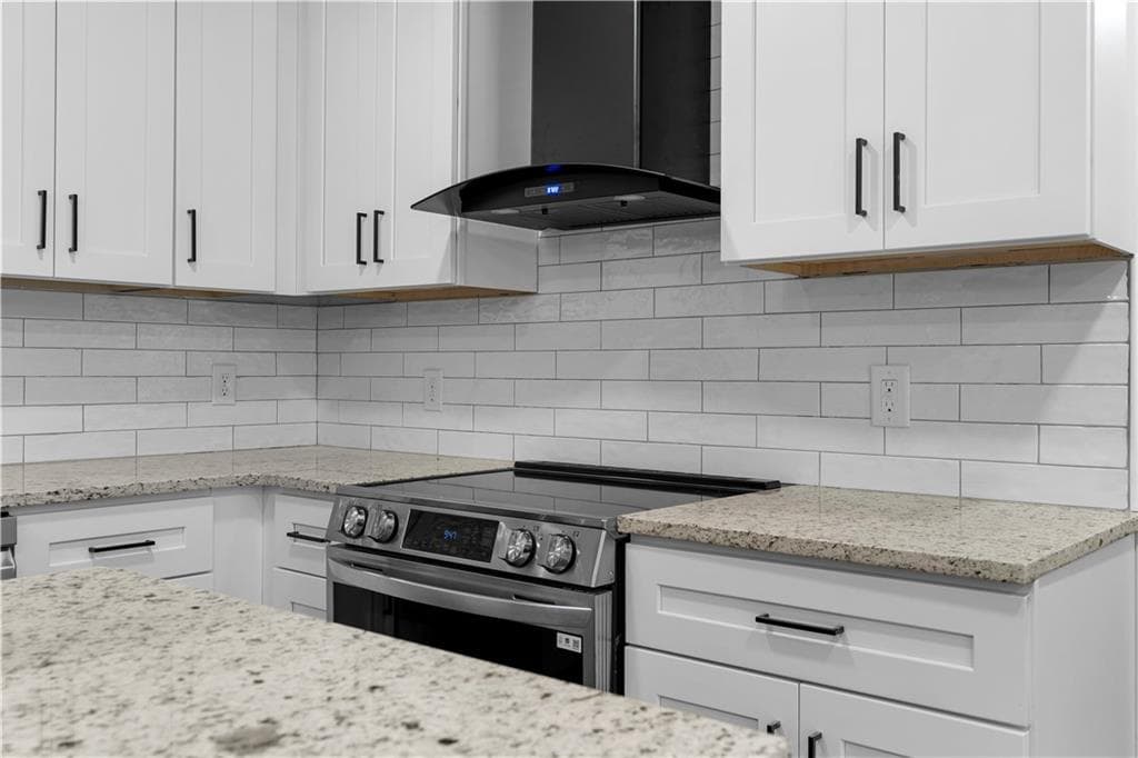 3 bedroom, 2 bathroom, 1,252 sq ft single family residence for sale at 5270 Longmeadow Lane, Atlanta, GA 30349 — photo 5