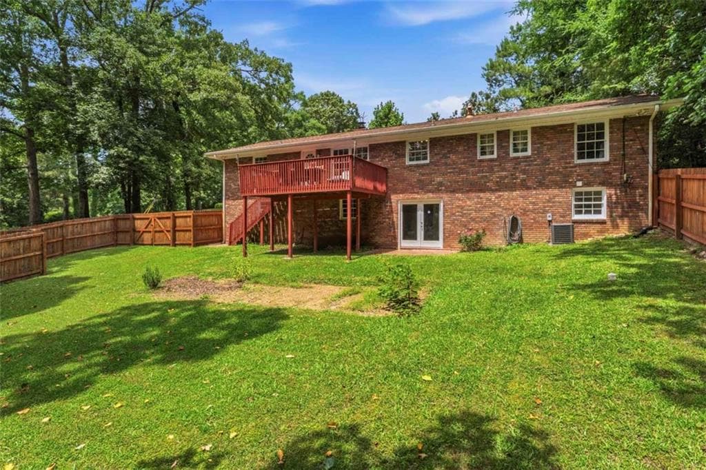 5 bedroom, 2 bathroom, 2,302 sq ft single family residence under contract at 1630 Roberts Drive, Mableton, GA 30126 — photo 8
