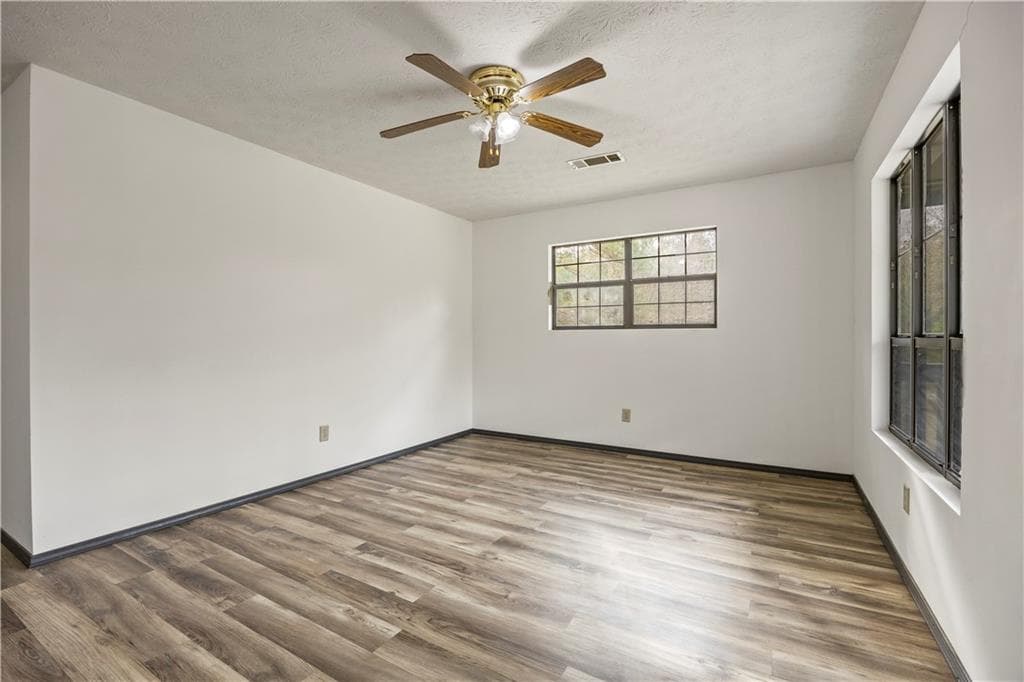 3 bedroom, 2 bathroom, 952 sq ft single family residence for sale at 181 Lower Wirebridge Road, Stephens, GA 30667 — photo 6