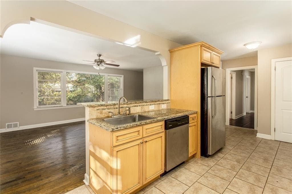 3 bedroom, 2 bathroom, 1,283 sq ft single family residence for rent at 2720 Stonecreek Road, Smyrna, GA 30080 for $2,000 a month — photo 10