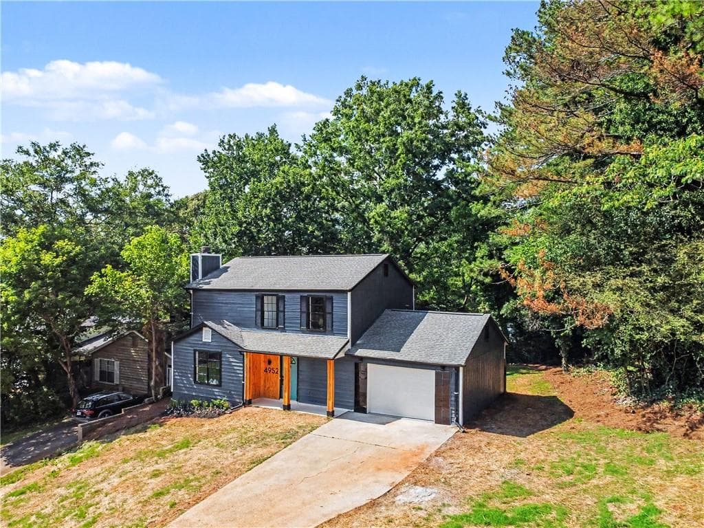 3 bedroom, 3 bathroom, 1,960 sq ft single family residence sold at 4952 Park West Drive, Stone Mountain, GA 30088