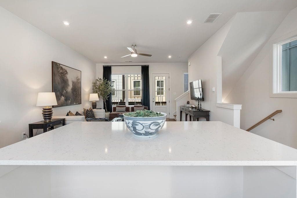 3 bedroom, 3 bathroom townhouse for sale at 2628 Mackintosh Court 17, Brookhaven, GA 30319 — photo 8