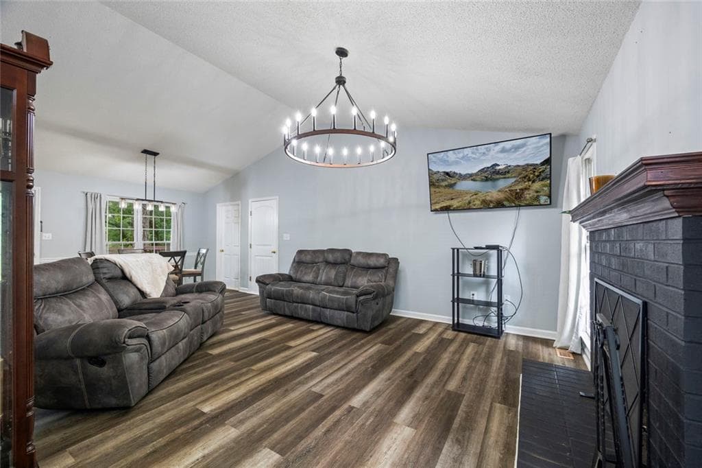 3 bedroom, 2 bathroom, 2,916 sq ft single family residence for sale at 375 Brookstone Drive, Athens, GA 30605 — photo 9