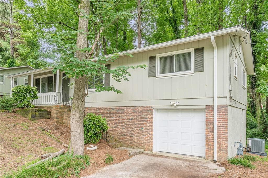 3 bedroom, 3 bathroom, 2,012 sq ft single family residence sold at 2381 Melody Lane, Kennesaw, GA 30152