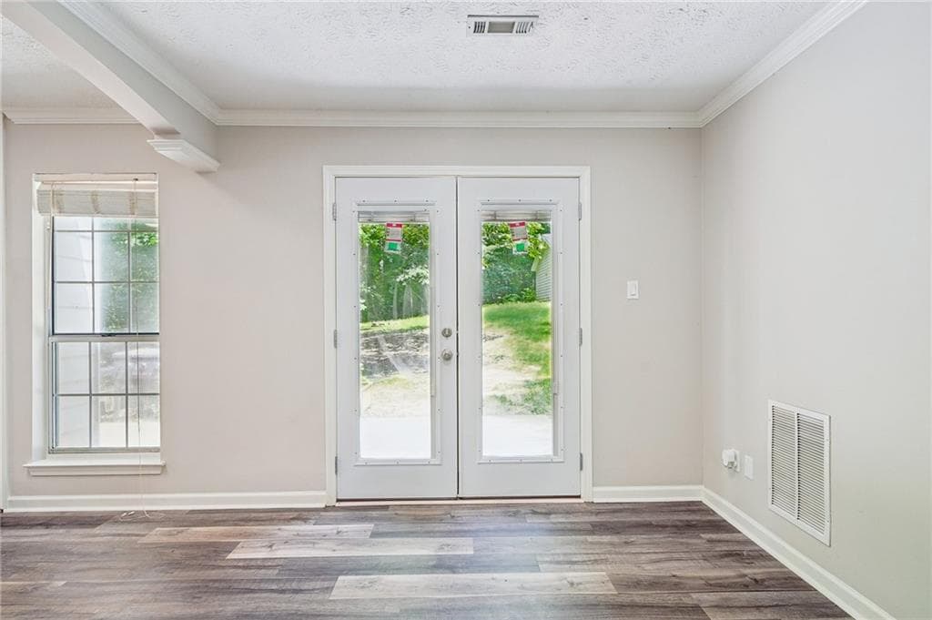 3 bedroom, 2 bathroom, 1,884 sq ft single family residence for sale at 185 Starrs Mill Drive, Senoia, GA 30276 — photo 4