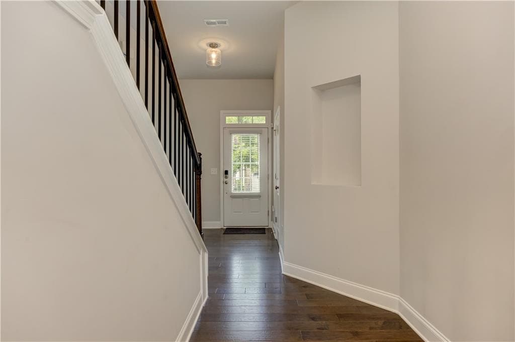 3 bedroom, 4 bathroom, 2,524 sq ft townhouse for sale at 137 Holden Way, Woodstock, GA 30189 — photo 10
