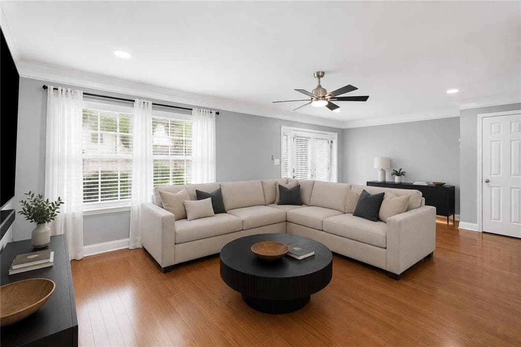 3 bedroom, 3 bathroom, 1,632 sq ft condominium for sale at 6980 Roswell Road A7, Sandy Springs, GA 30328 — photo 6