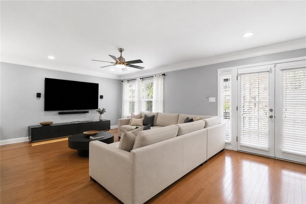 3 bedroom, 3 bathroom, 1,632 sq ft condominium for sale at 6980 Roswell Road A7, Sandy Springs, GA 30328 — photo 7