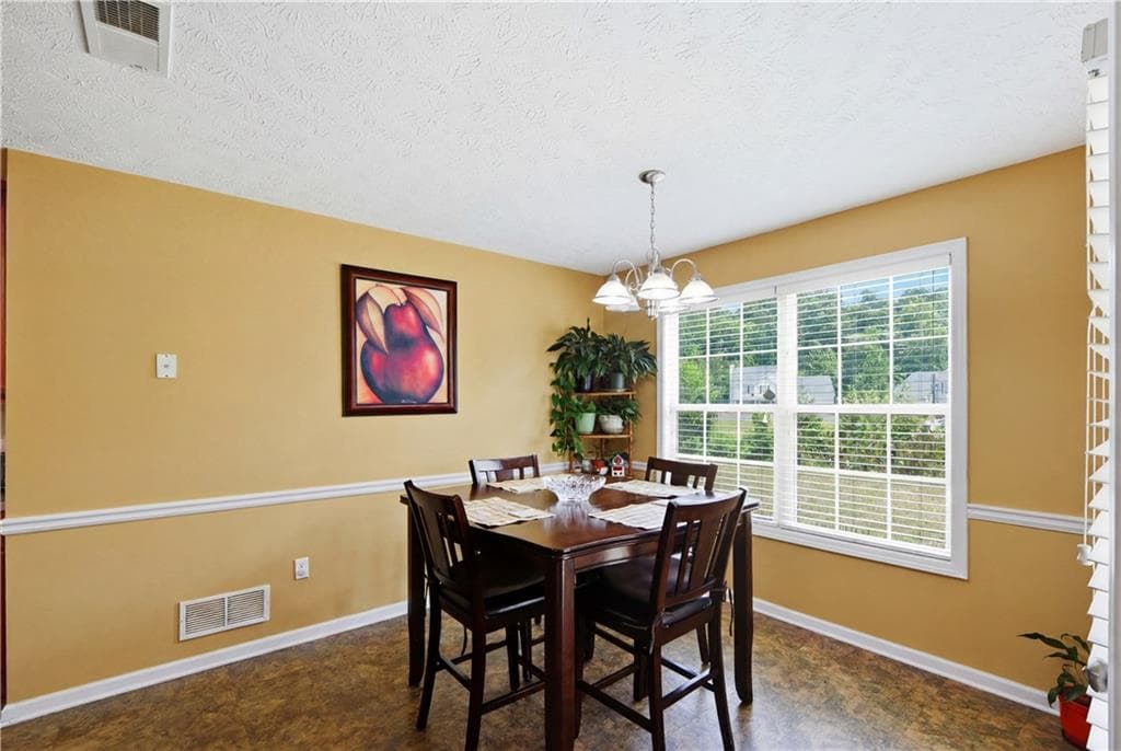 3 bedroom, 2 bathroom, 1,732 sq ft single family residence for sale at 1320 Webb Farm Lane, Loganville, GA 30052 — photo 9
