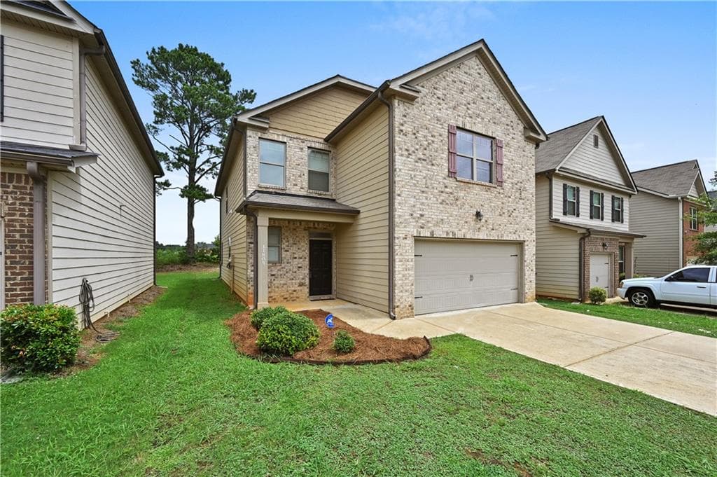 5 bedroom, 3 bathroom, 2,480 sq ft single family residence for sale at 11805 Lovejoy Crossing Boulevard, Hampton, GA 30228 — photo 3