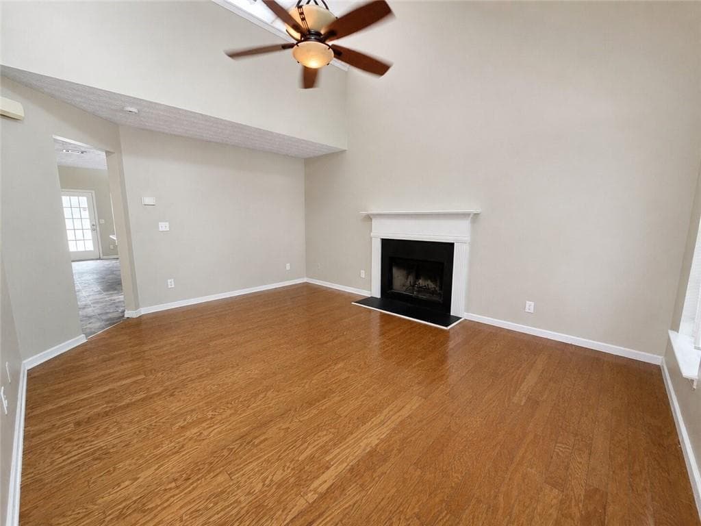 3 bedroom, 4 bathroom, 1,572 sq ft townhouse under contract at 1456 Gates Circle, Atlanta, GA 30316 — photo 3