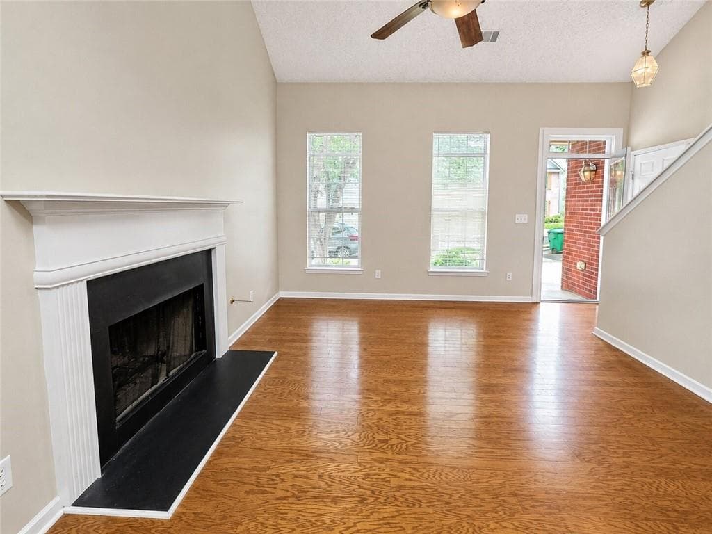 3 bedroom, 4 bathroom, 1,572 sq ft townhouse under contract at 1456 Gates Circle, Atlanta, GA 30316 — photo 6