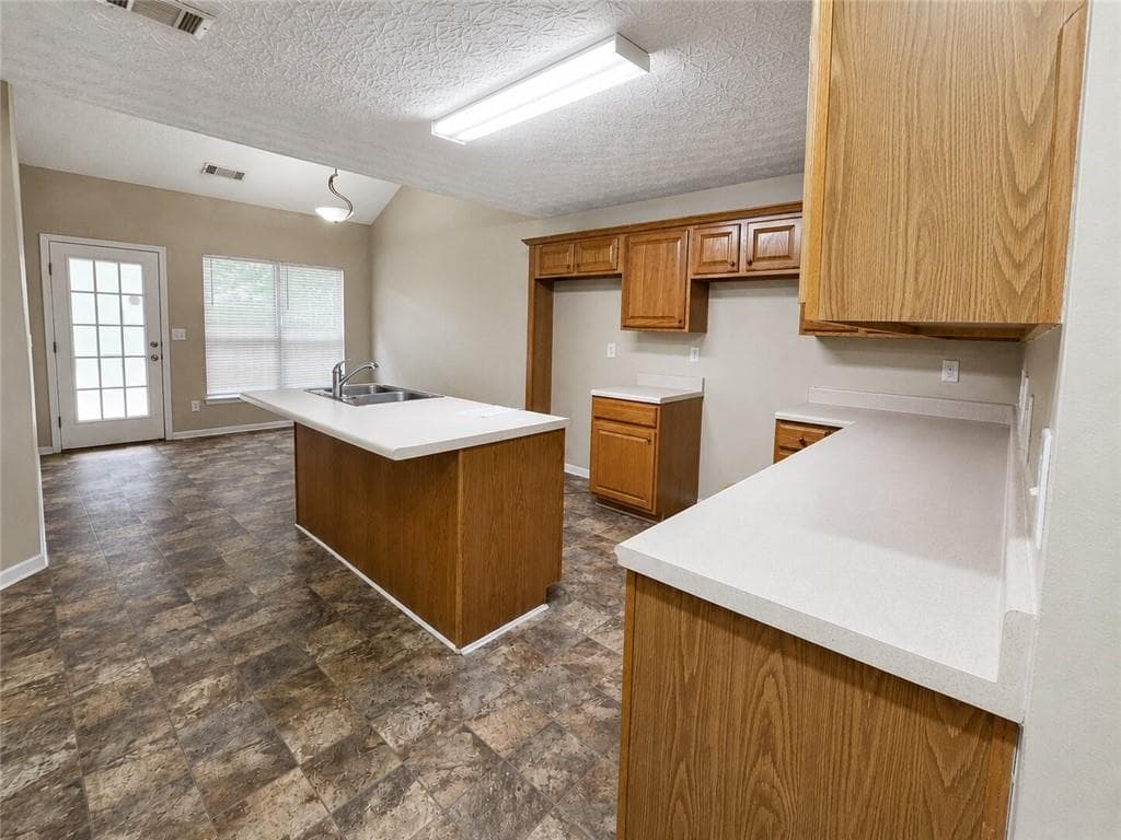 3 bedroom, 4 bathroom, 1,572 sq ft townhouse under contract at 1456 Gates Circle, Atlanta, GA 30316 — photo 8