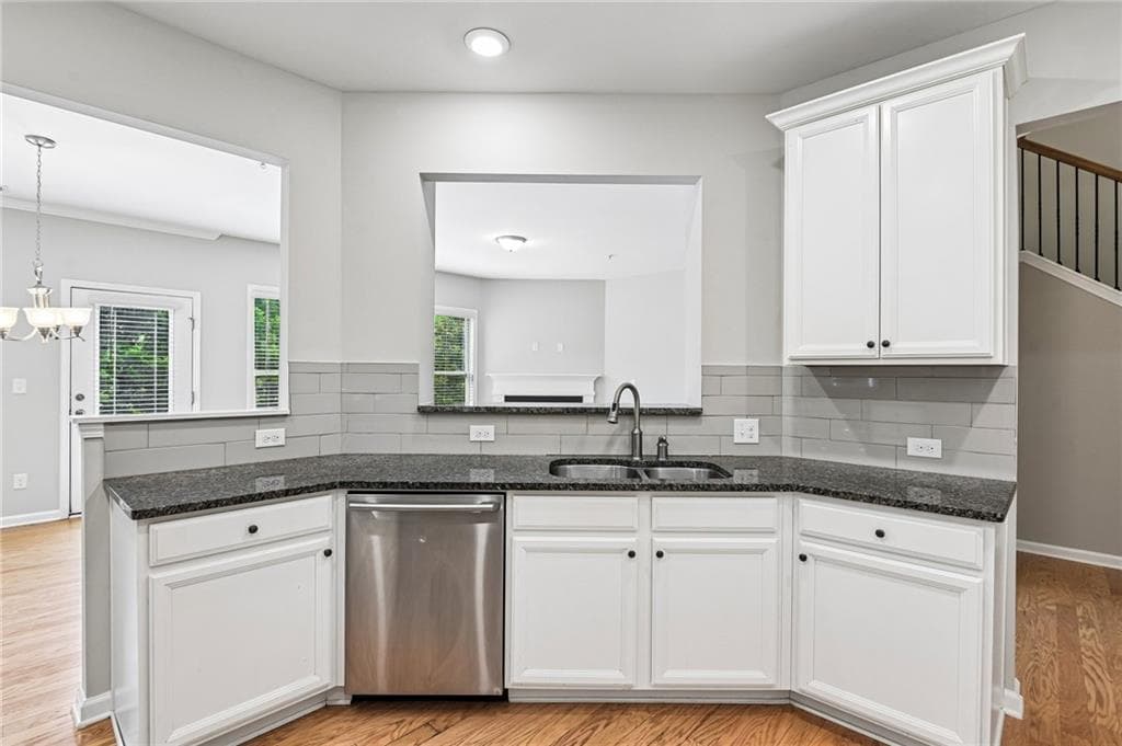 3 bedroom, 3 bathroom, 2,020 sq ft townhouse for sale at 1208 Foxcroft Lane, Cumming, GA 30041 — photo 10