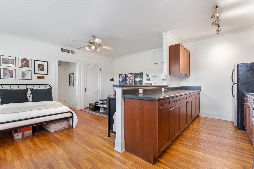 1 bedroom, 1 bathroom, 479 sq ft condominium for rent at 741 Frederica Street 17, Atlanta, GA 30306 for $1,500 a month — photo 9