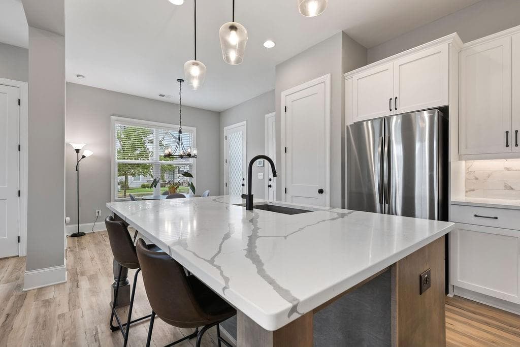 3 bedroom, 3 bathroom, 2,118 sq ft single family residence for rent at 2018 Cobblestone Way, Atlanta, GA 30318 for $3,350 a month — photo 7