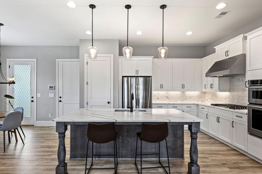 3 bedroom, 3 bathroom, 2,118 sq ft single family residence for rent at 2018 Cobblestone Way, Atlanta, GA 30318 for $3,350 a month — photo 8