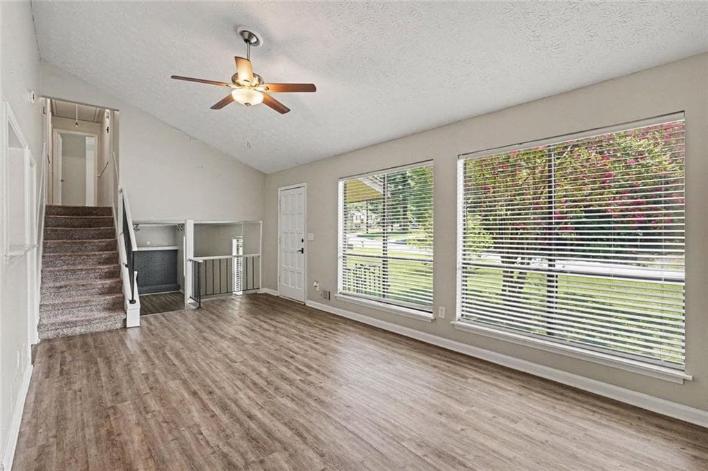 4 bedroom, 2 bathroom, 1,926 sq ft single family residence for sale at 9262 Raven Drive, Jonesboro, GA 30238 — photo 6