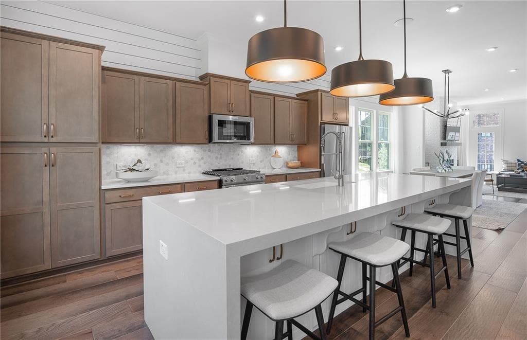 3 bedroom, 4 bathroom, 2,707 sq ft townhouse for rent at 820 Snider Walk, Marietta, GA 30068 for $4,500 a month — photo 4