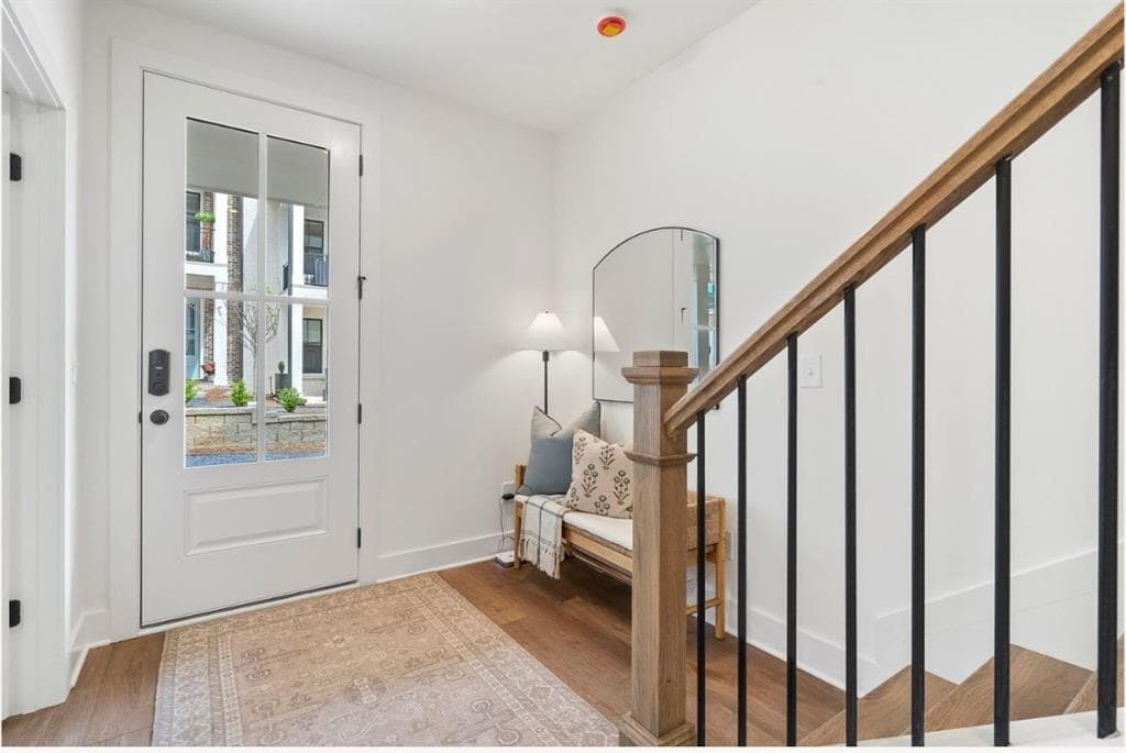 3 bedroom, 4 bathroom, 2,193 sq ft townhouse for sale at 2198 Wexford Drive 33, Brookhaven, GA 30319 — photo 6