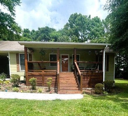 2 bedroom, 2 bathroom, 1,200 sq ft single family residence for sale at 4480 Wood Hollow Court, Douglasville, GA 30134 — photo 1 of 11