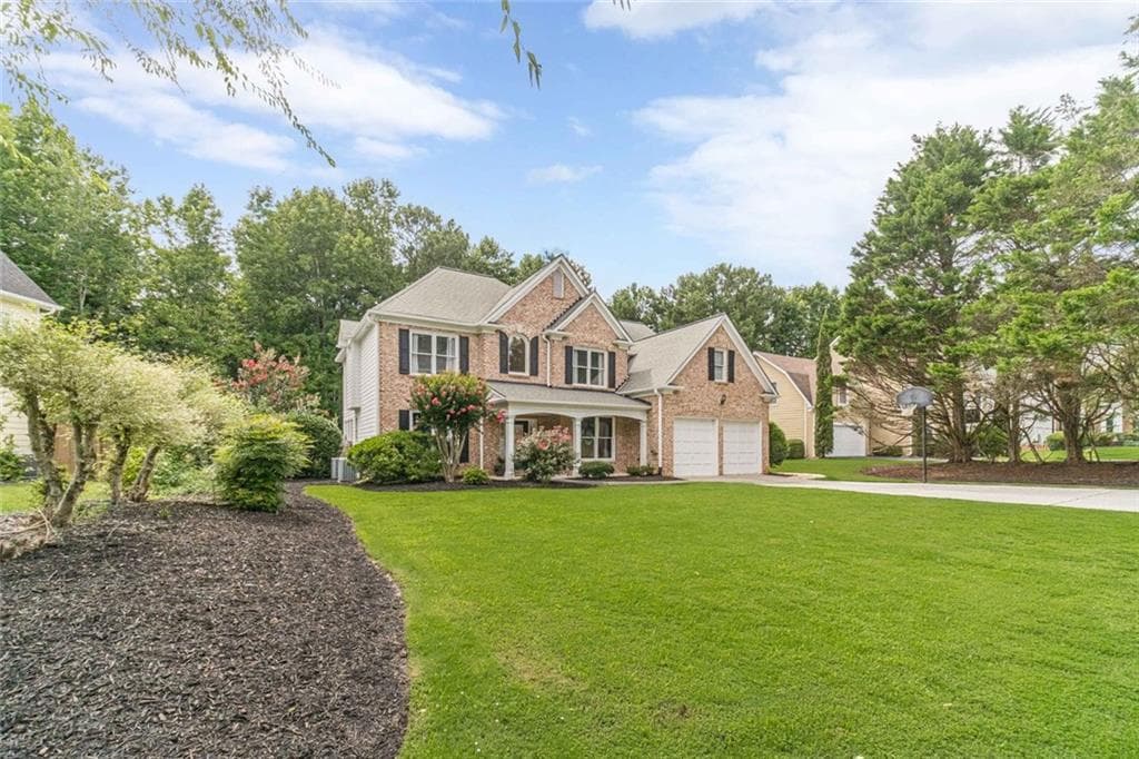 4 bedroom, 3 bathroom, 2,804 sq ft single family residence sold at 11010 Pennbrooke Crossing, Johns Creek, GA 30097