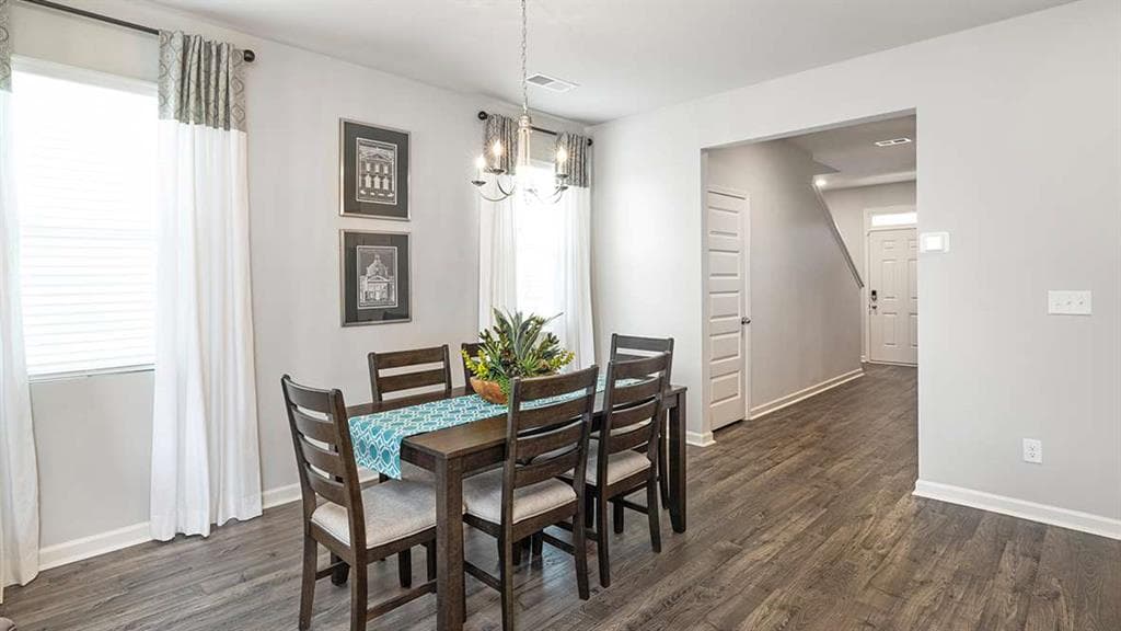 5 bedroom, 3 bathroom, 2,360 sq ft single family residence for sale at 1184 SE Erica Way, Atlanta, GA 30354 — photo 7