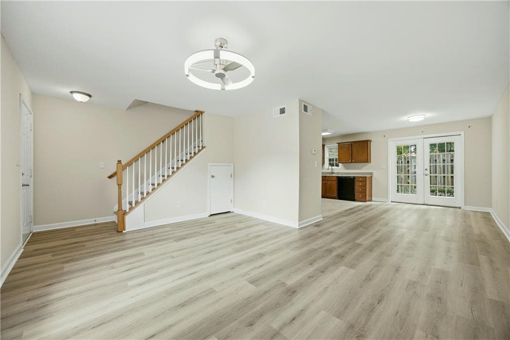 2 bedroom, 3 bathroom, 1,214 sq ft condominium for sale at 212 Summer Place, Norcross, GA 30071 — photo 3