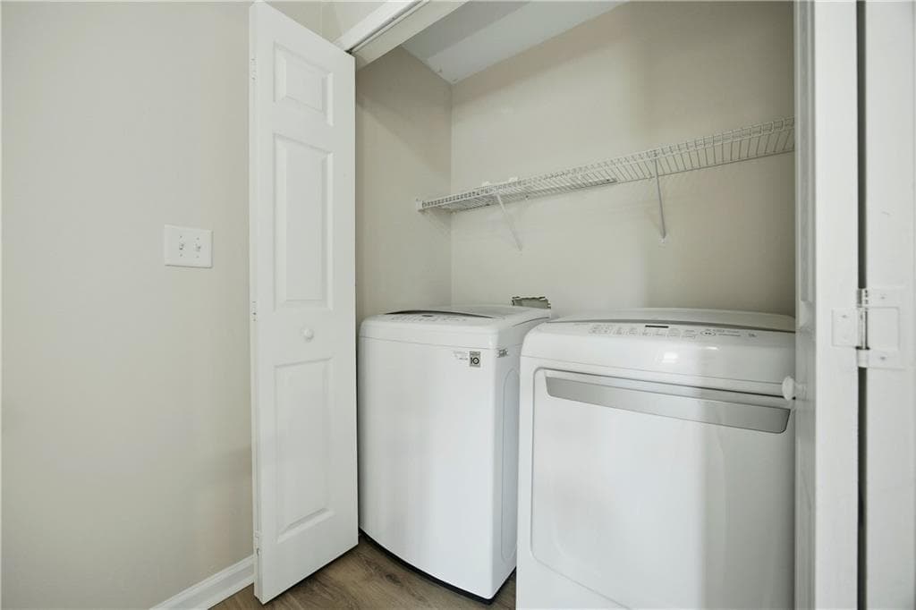 2 bedroom, 3 bathroom, 1,214 sq ft condominium for sale at 212 Summer Place, Norcross, GA 30071 — photo 9