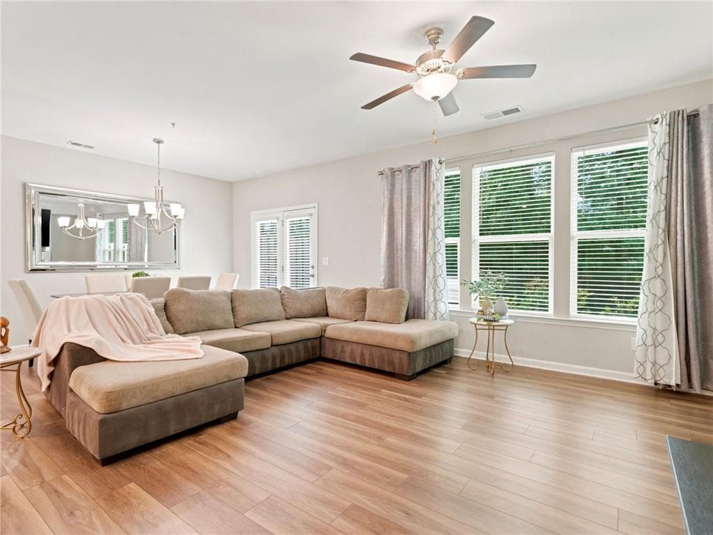 3 bedroom, 3 bathroom, 2,005 sq ft townhouse for sale at 495 Duval Drive, Alpharetta, GA 30009 — photo 8