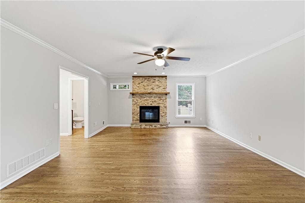 3 bedroom, 3 bathroom, 2,452 sq ft single family residence under contract at 3298 Brackenridge Trail, Kennesaw, GA 30152 — photo 3