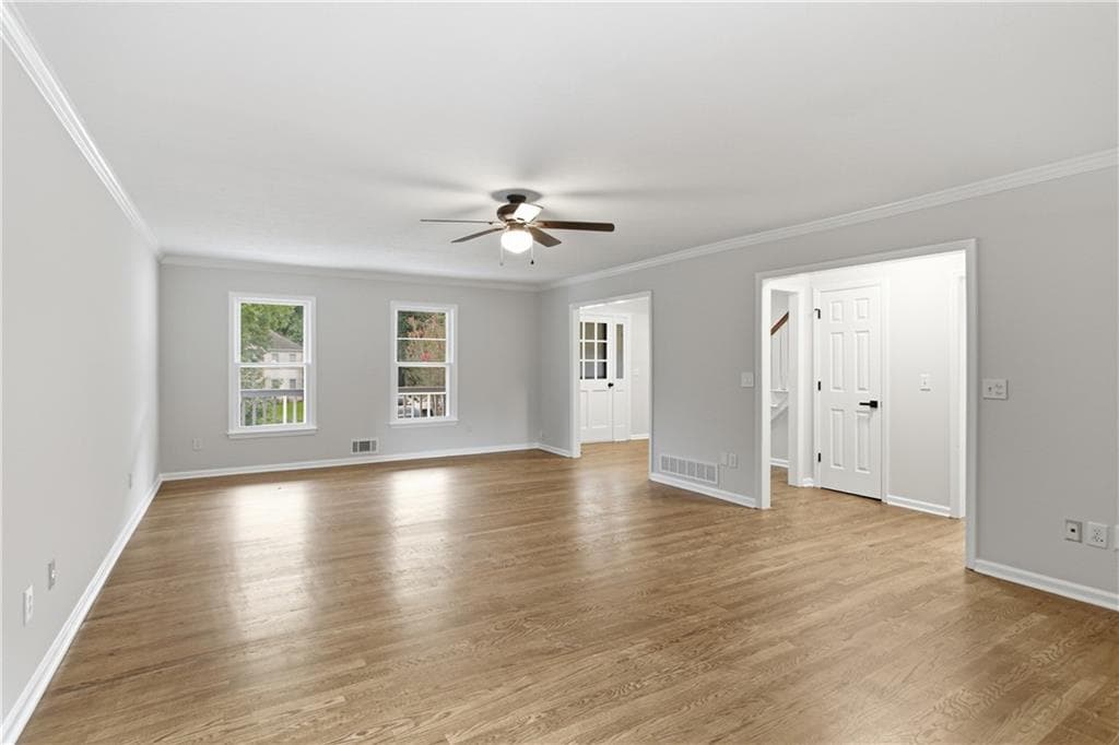 3 bedroom, 3 bathroom, 2,452 sq ft single family residence under contract at 3298 Brackenridge Trail, Kennesaw, GA 30152 — photo 4