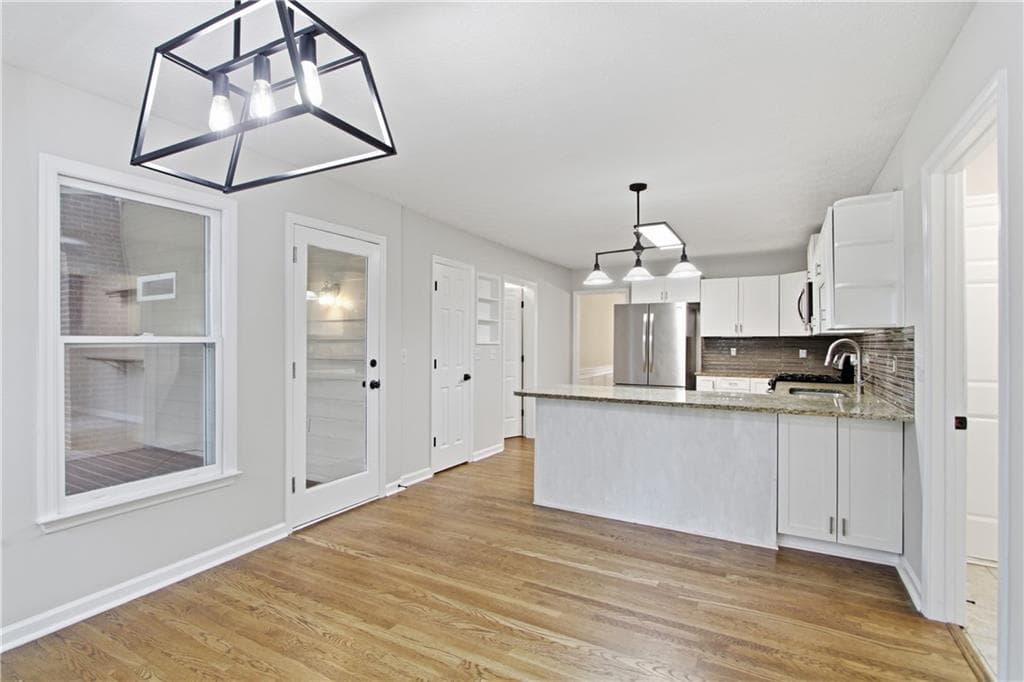 3 bedroom, 3 bathroom, 2,452 sq ft single family residence under contract at 3298 Brackenridge Trail, Kennesaw, GA 30152 — photo 5