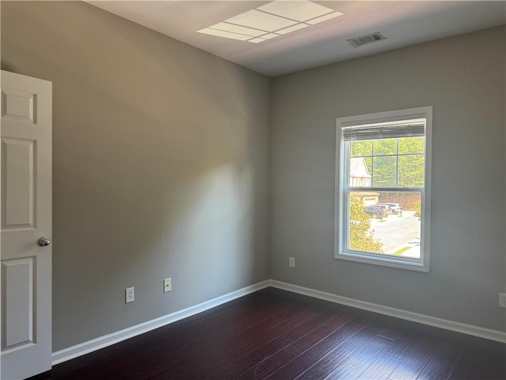 3 bedroom, 3 bathroom, 1,960 sq ft townhouse for rent at 11224 Snowy Owl Lane, Alpharetta, GA 30022 for $2,825 a month — photo 9